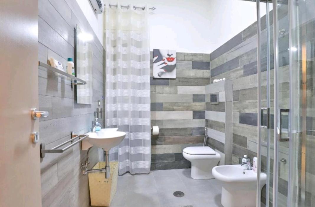 Casa Vacanza Arcangeli Salerno Eksteriør billede